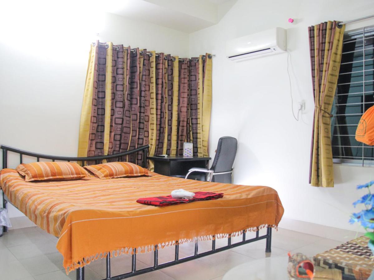 Golpata Bed&Breakfast Dhaka Esterno foto